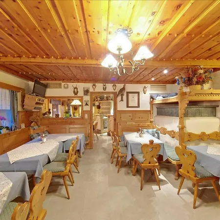 Sagritzerwirt 게스트하우스 Großkirchheim